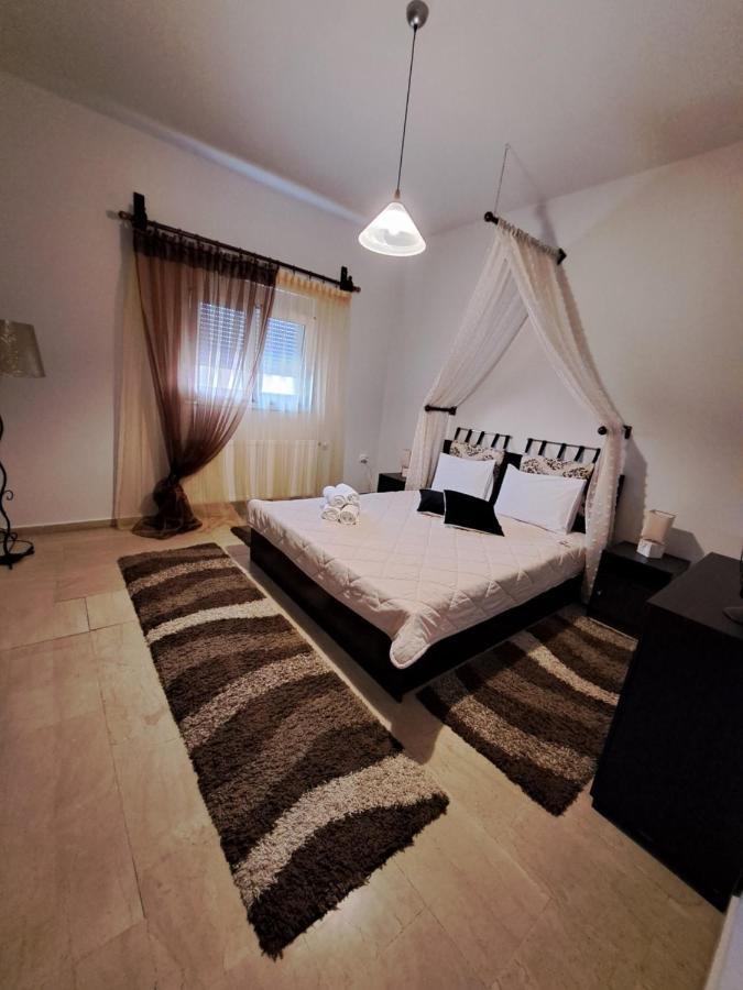Guesthouse Aelia Káto Loutrákion Esterno foto