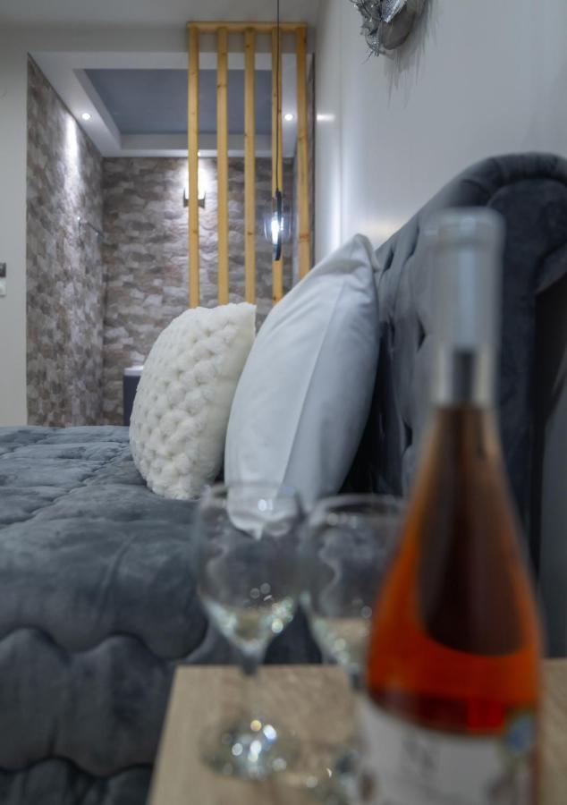 Guesthouse Aelia Káto Loutrákion Esterno foto